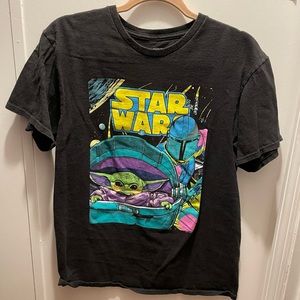 Star Wars “The Mandalorian & Baby Yoda” Comic Illustration Tee Shirt (Black)